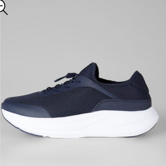 32 Degrees Cloudy Sneakers - Picture 3 of 6